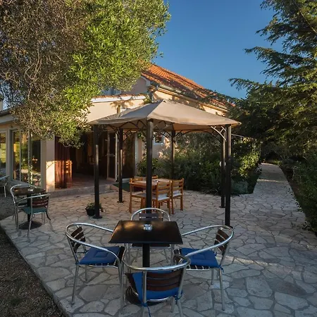 With A Parking Space - 8241