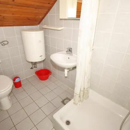 Appartement With A Parking Space - 8241