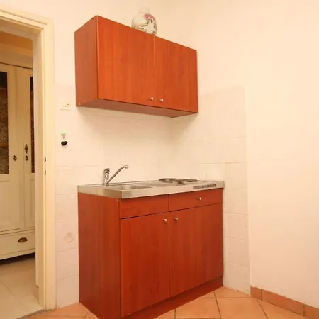 With A Parking Space - 8241