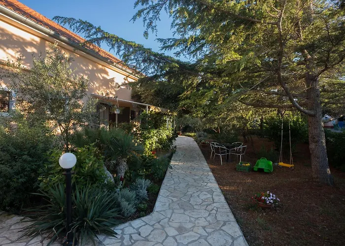 Appartamento With A Parking Space - 8241