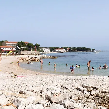 With A Parking Space - 8241 * أوغليان