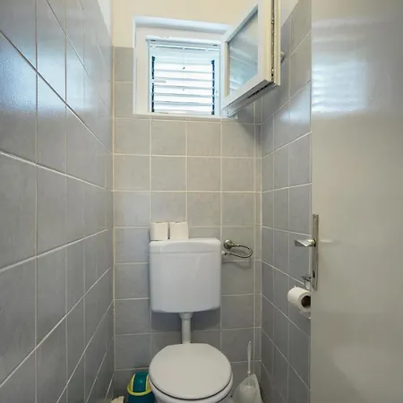 With A Parking Space - 8241