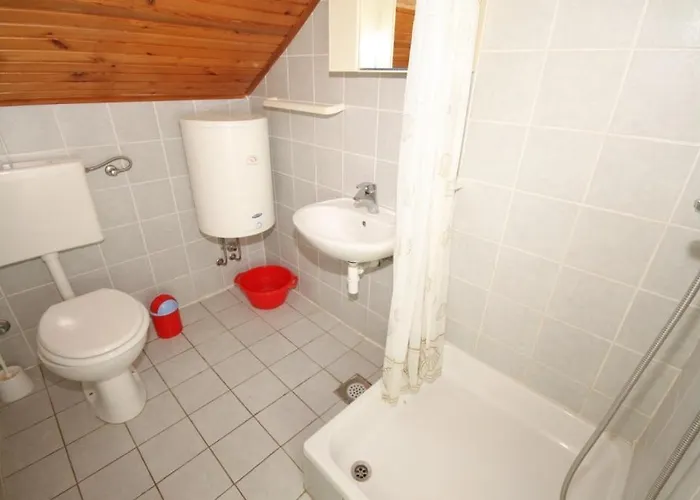 Apartman With A Parking Space - 8241