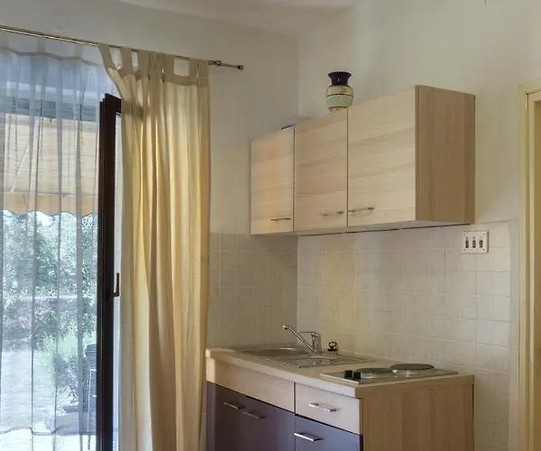 Apartman With A Parking Space - 8241 *