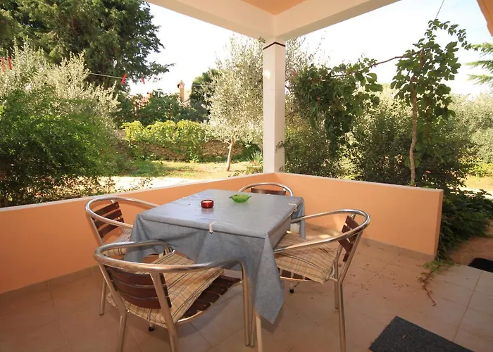 Apartman With A Parking Space - 8241 *