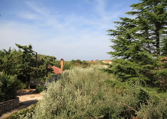 With A Parking Space - 8241 *